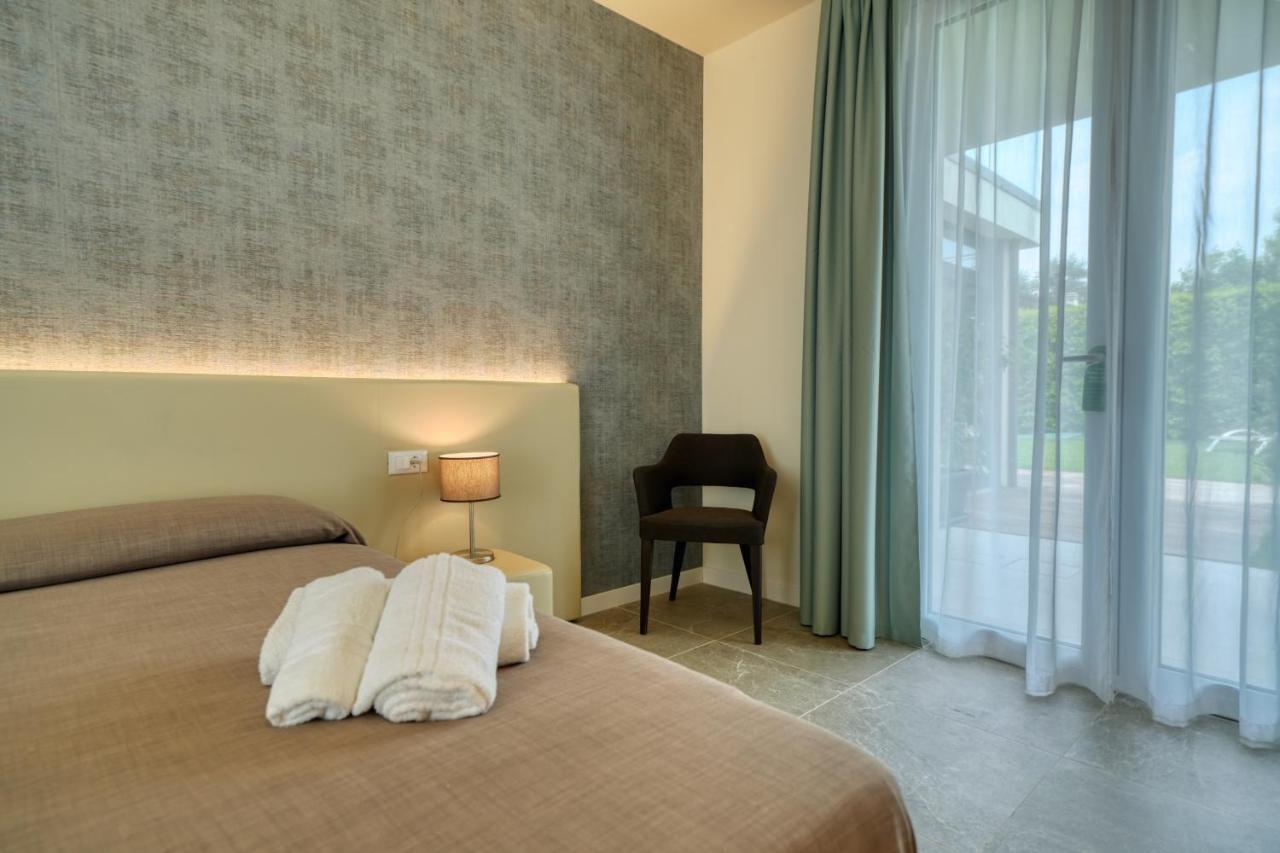 Hotel Palazzo Del Garda & Spa Desenzano del Garda Exterior photo