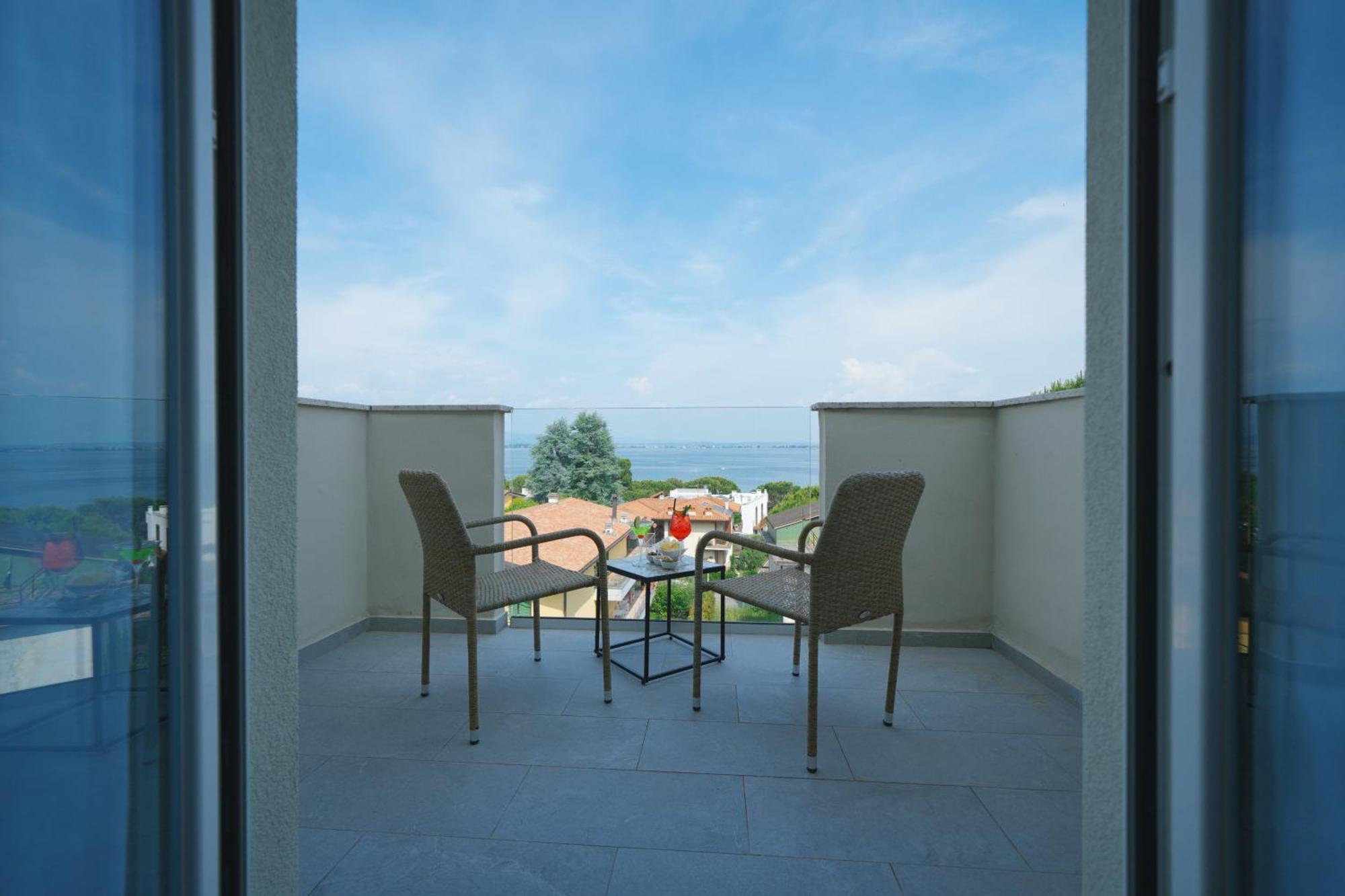 Hotel Palazzo Del Garda & Spa Desenzano del Garda Exterior photo